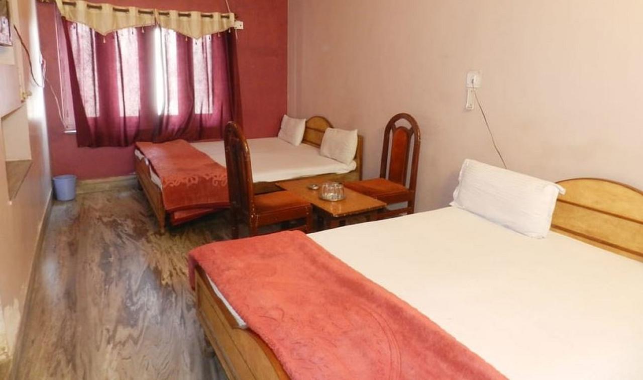 Hotel Lovely 阿杰梅尔 外观 照片