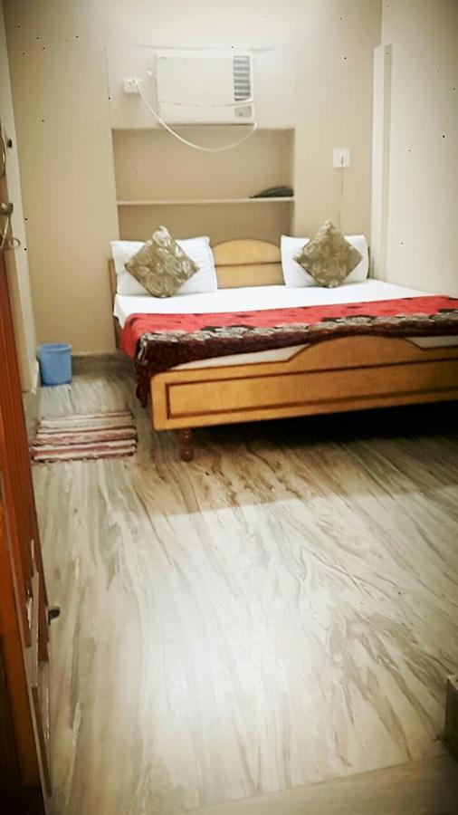 Hotel Lovely 阿杰梅尔 外观 照片